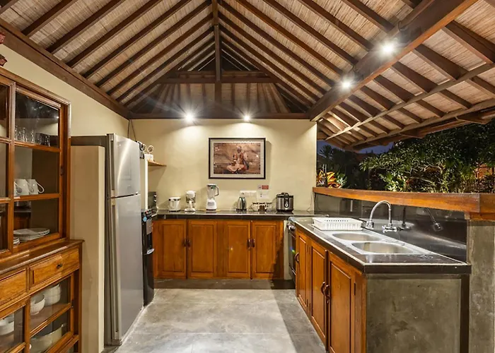 Villa Lina By Optimum Bali Villas